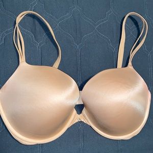 36 DDD VS Very Sexy Push Up Nude